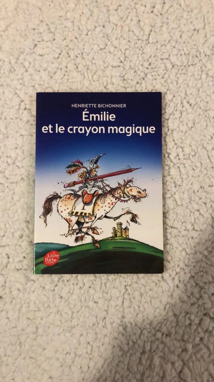 Livre Émilie et le crayon magique