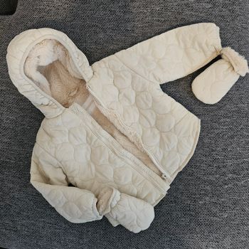 Manteau beige avec moufles 12-18mois