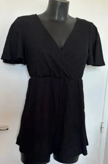 Joli combi short noire gaufrée 36 Shein