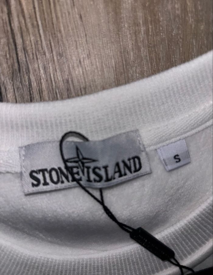 Pull ston Island blanc taille s - photo numéro 4