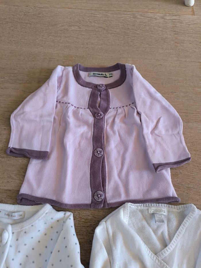 Gilets fille en 6 mois - photo numéro 2