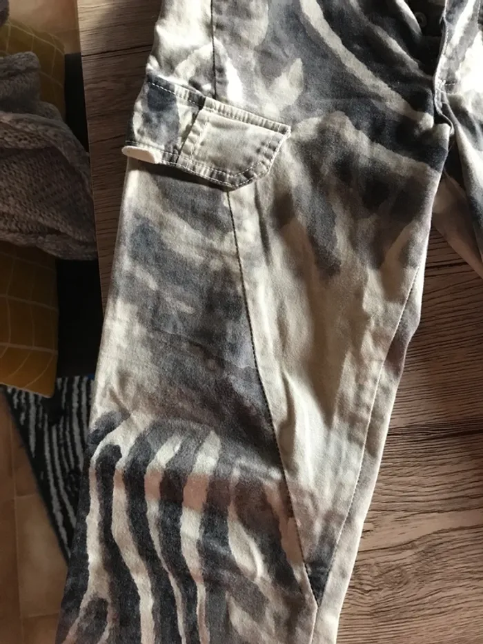 Pantalon effet zébré please - photo numéro 4