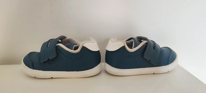 Chaussures Decathlon Taille 23 - photo numéro 5
