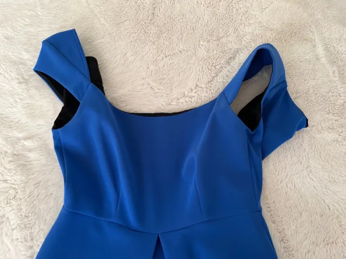 Robe Pinko taille M ou 38 - photo numéro 6