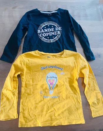 Lot de 2 tee shirts ML taille 5 ans