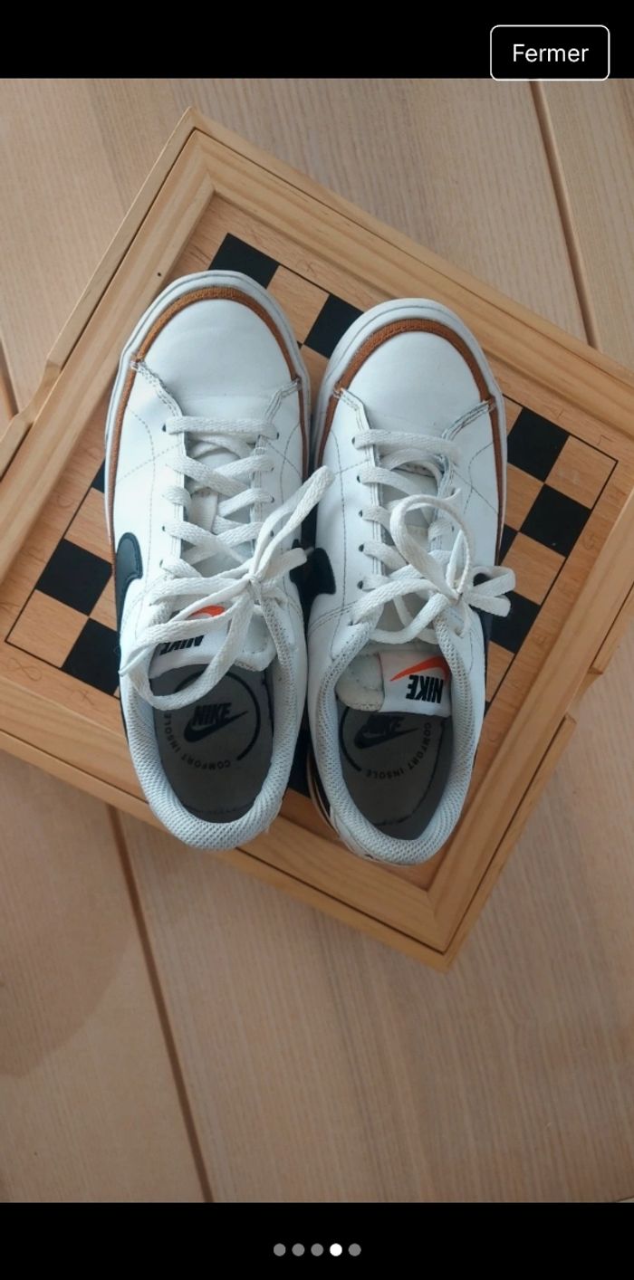 ​⚪ Baskets NIKE Blanches & Marron - Taille 35.5 👟 - photo numéro 4