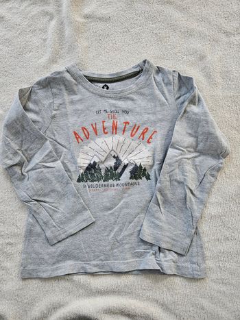 T-shirt  Taille 4 ans