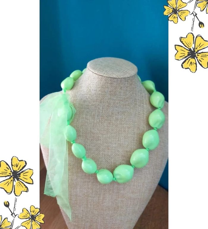 Collier vintage perles vert pistache et ruban organza – A nouer _ Collection Émeraude Urbaine - photo numéro 5