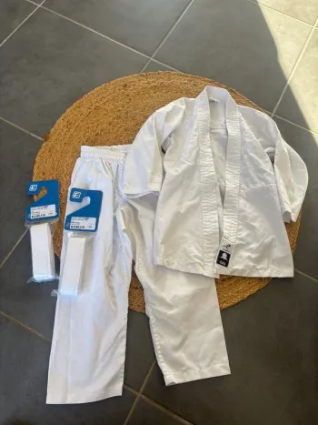 Ensemble kimino judo + ceinture blanche