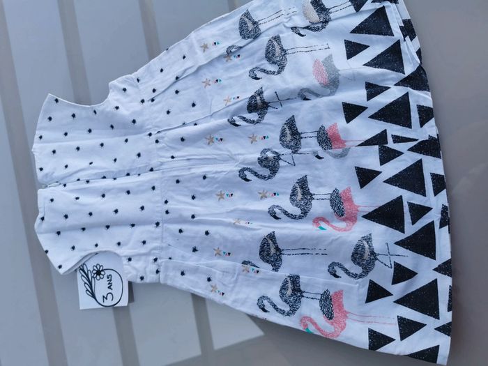 Lot de 2 robes Catimini 3 ans - photo numéro 4