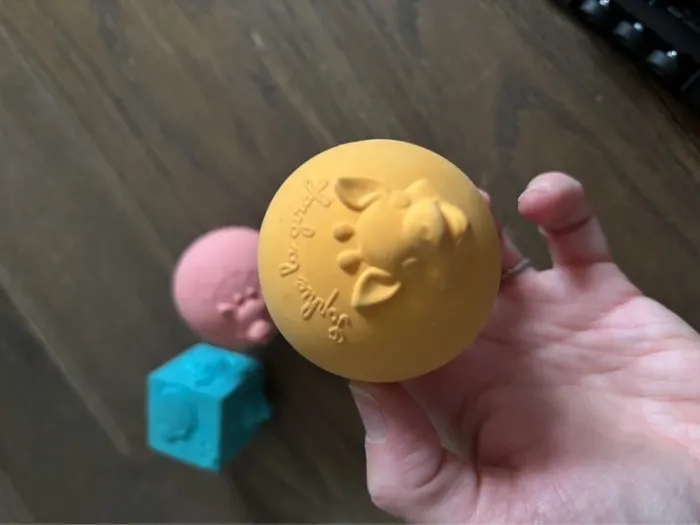 Lot de 4 jouets sensoriels Sophie la girafe tbe - photo numéro 7