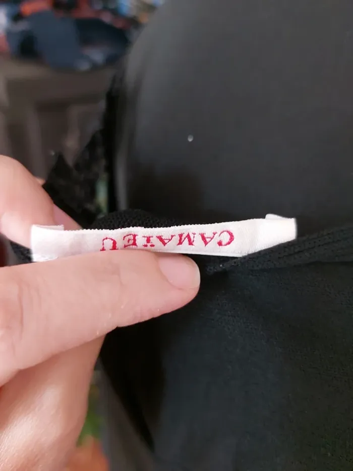 Pull-over dos nu - photo numéro 7