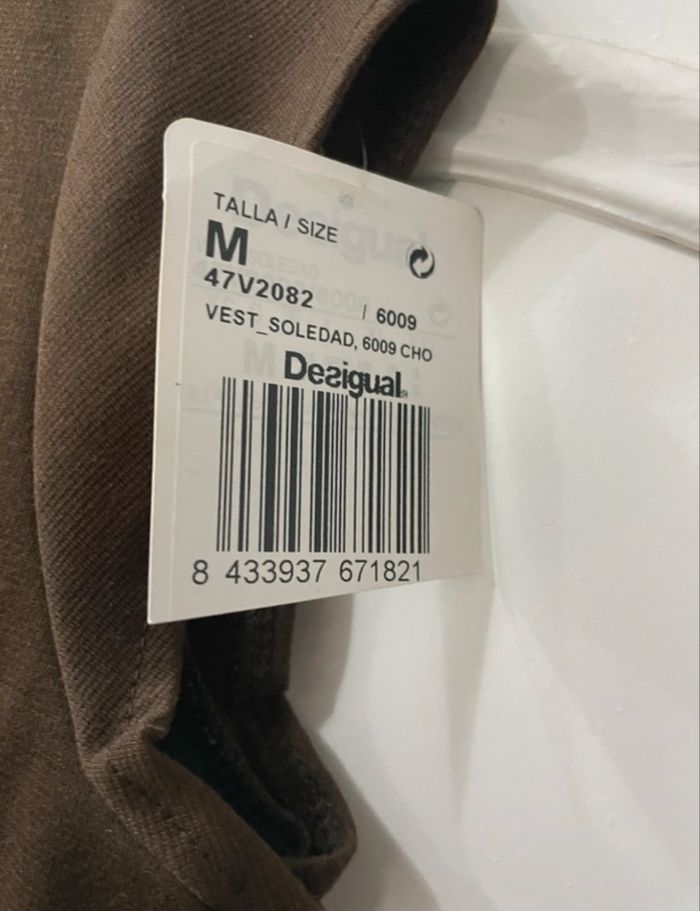 Robe desigual neuve - photo numéro 4