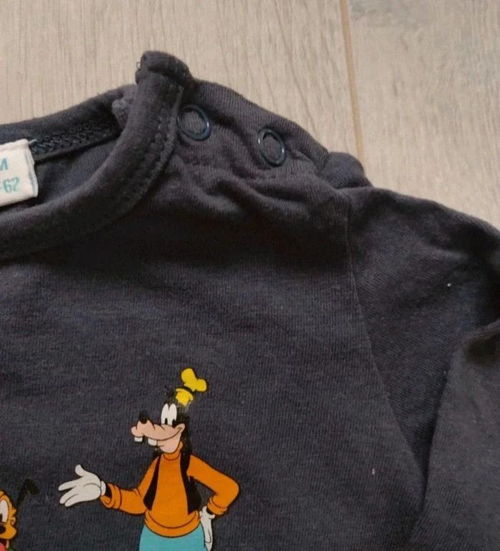 Tee shirt Mickey 3 mois - photo numéro 3