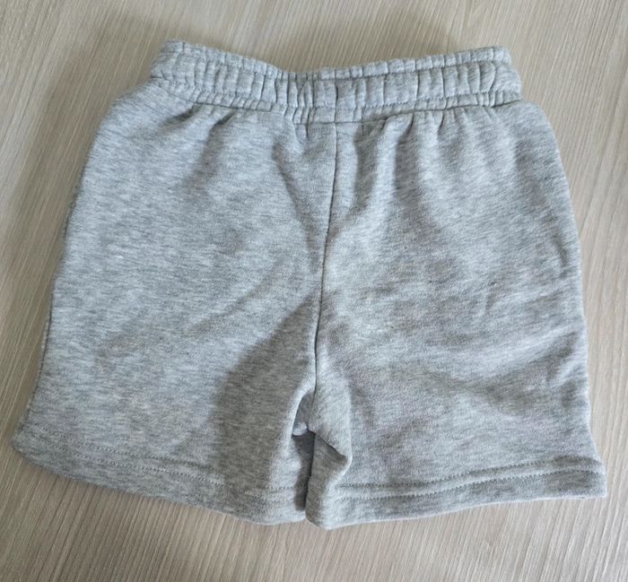 Short garçon 3 ans - photo numéro 2