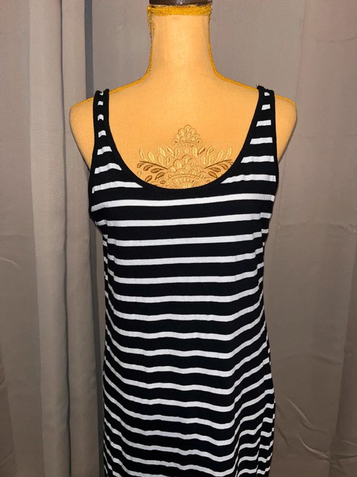 Robe longue fendue rayé taille XL - photo numéro 2