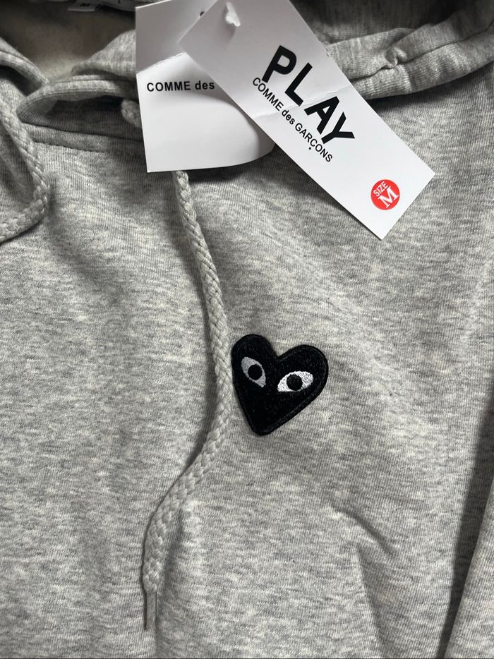 Pull comme des garçons - photo numéro 2