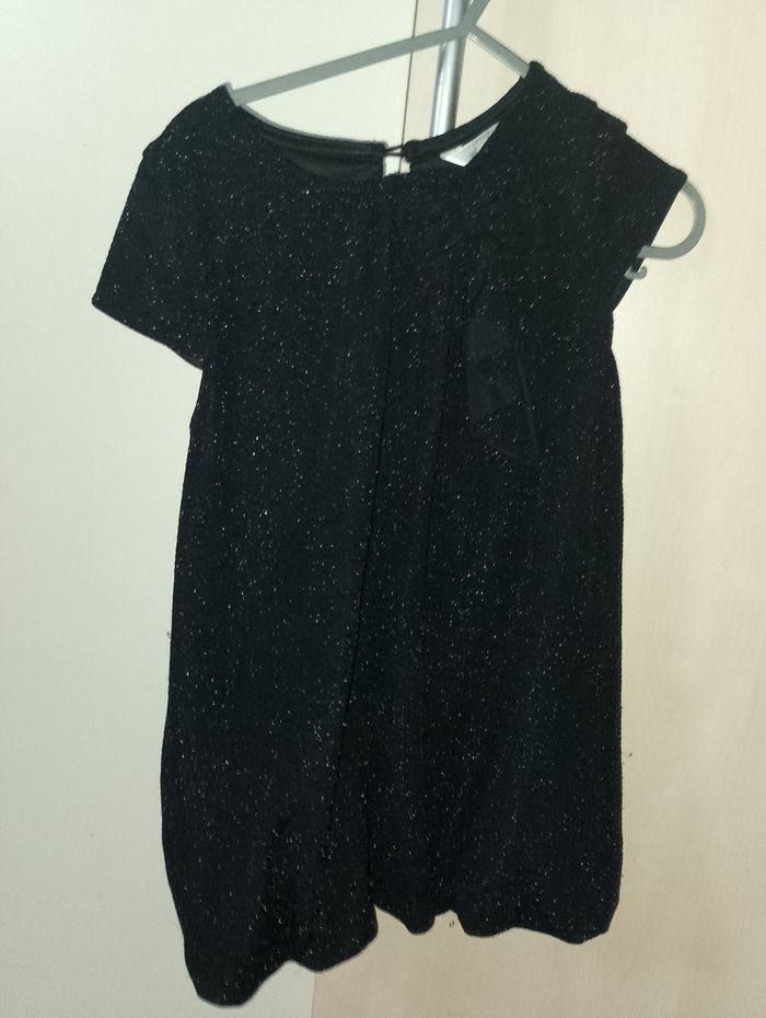 Robe noir effets brillant - photo numéro 5