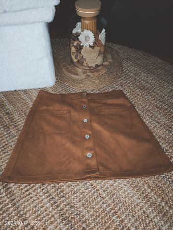 Jupe 38 effet daim Jennyfer