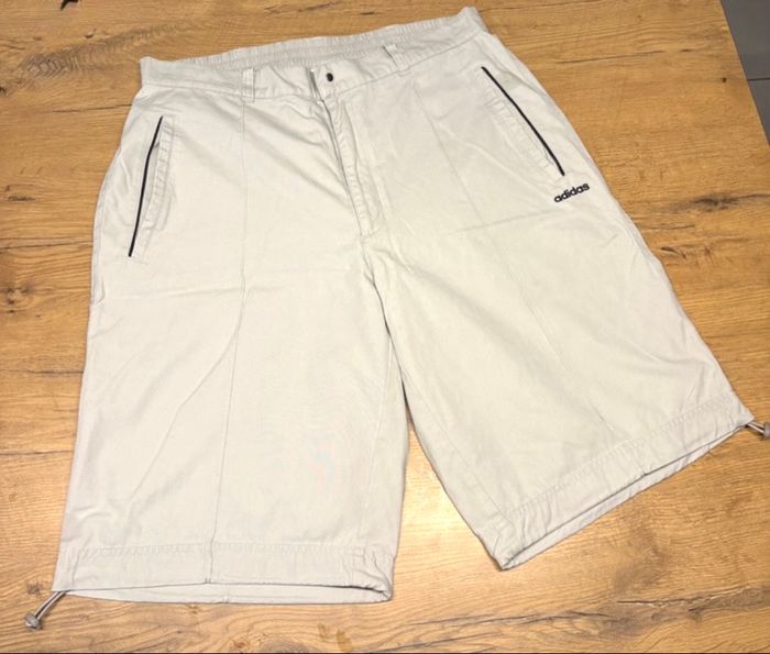 Vintage short adidas . Un pur style Y2K / Gorpcore - photo numéro 2