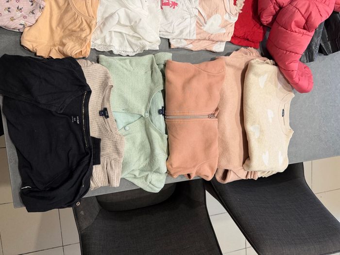 Lot de vêtements filles 6 ans - photo numéro 3