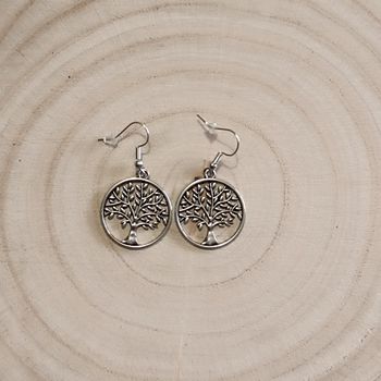 Jolie boucle d'oreille arbre de vie