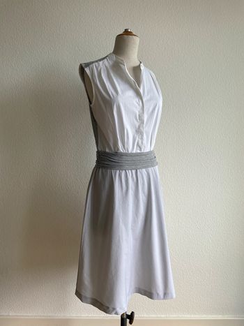 Robe trimatière grise Fabiana Filippi