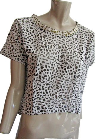 top tunique court devant + long a l'arrière taille 38/40