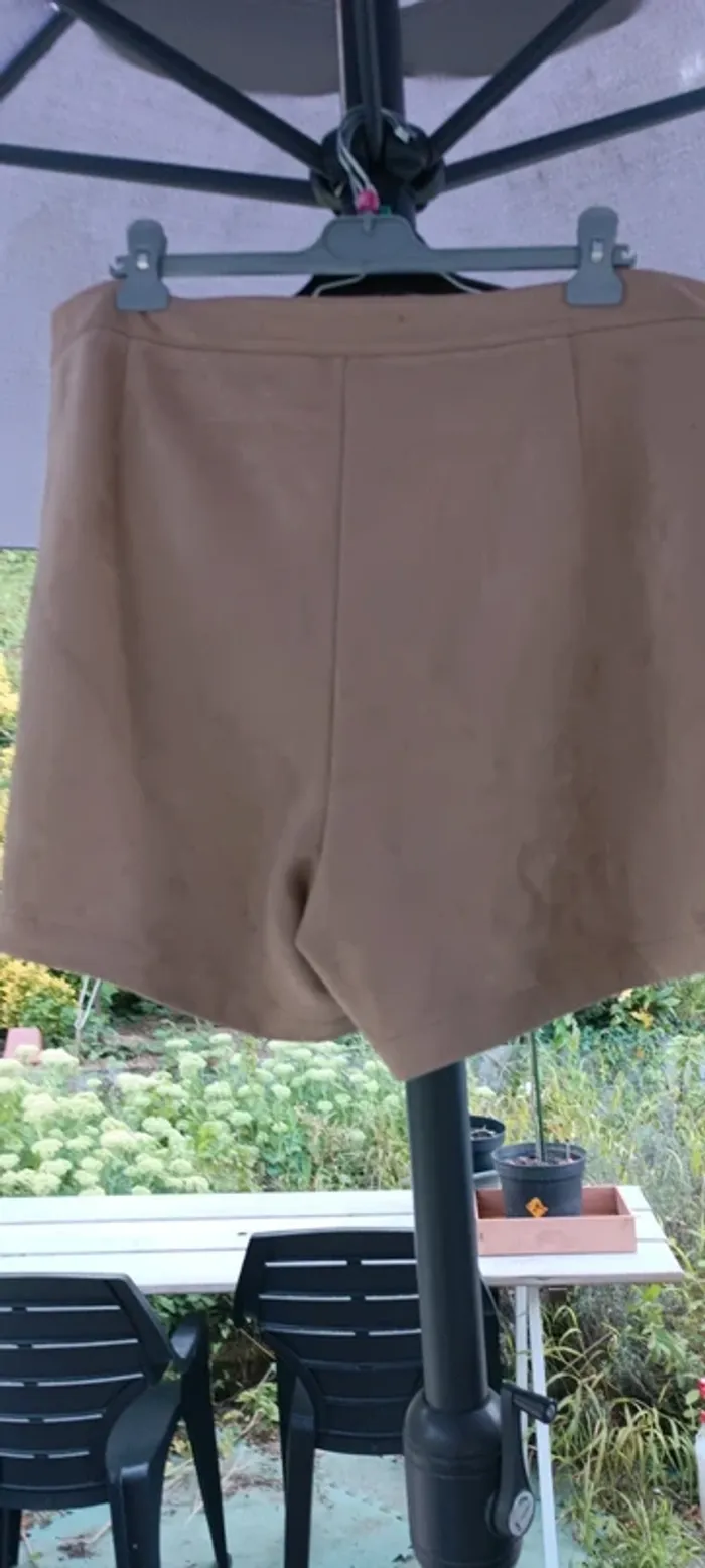 Short suédine - photo numéro 2