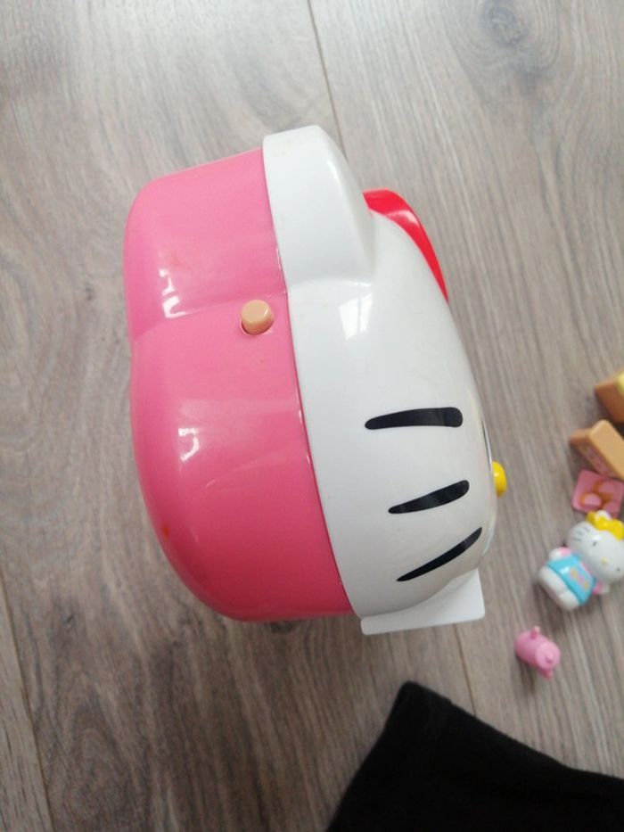 Maison salon de thé hello kitty - photo numéro 11