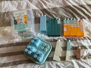 Lot de 49 Abrick blocs construction