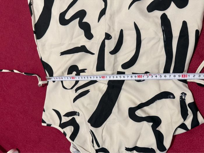 Combi pantalon SHEIN L mais taille petit je trouve beige noir - photo numéro 8