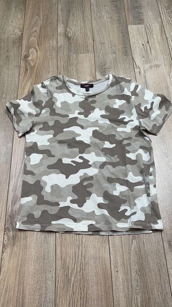 Tee-shirt CS Jennyfer