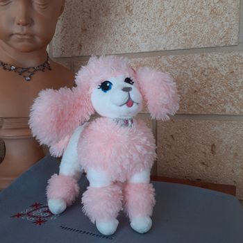 Barbie: Peluche Caniche rose de Barbie