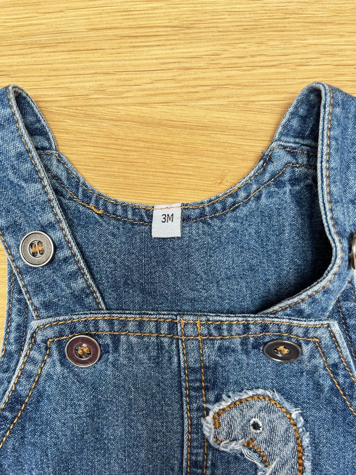 Salopette en jeans - photo numéro 2