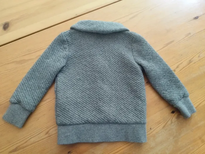 Veste grise - photo numéro 3