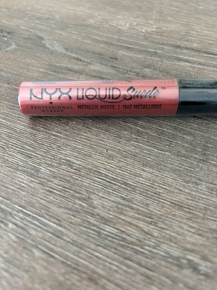 Nyx - rouge à lèvre liquide mat neuf sous blister - photo numéro 2
