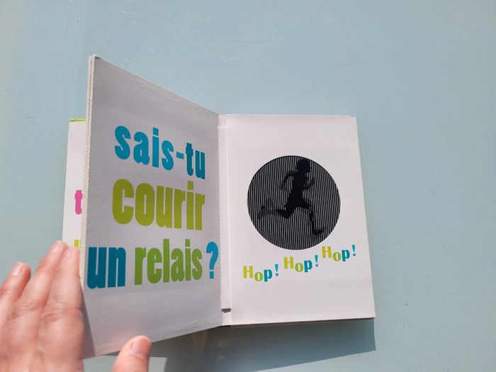 Livre animé hologramme Playbac 🏀 Champion (54) - photo numéro 13