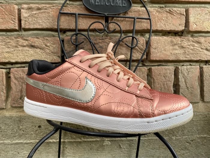 NIke Tennis Classic Metallic rose gold 🌸 Pt 40 - photo numéro 6