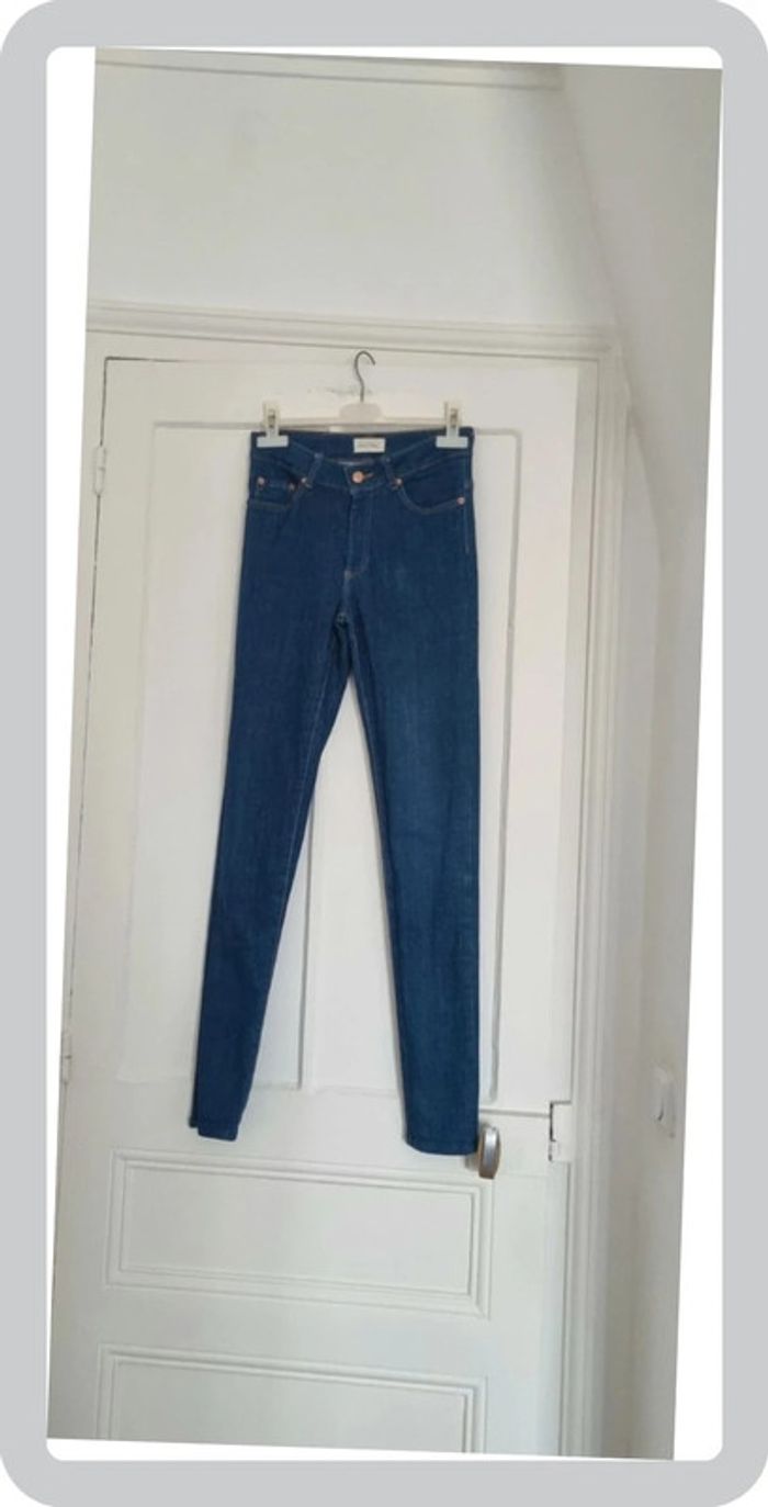 Jean bleu american vintage fitté 27 équivalent à du 36 très bon état