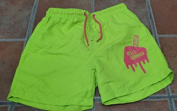 Short de bain neuf avec étiquette 8/10 ans
