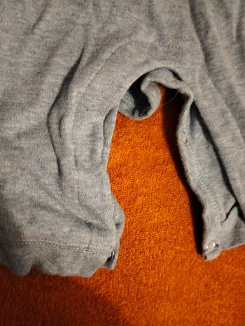 Pyjama neuf sans pied