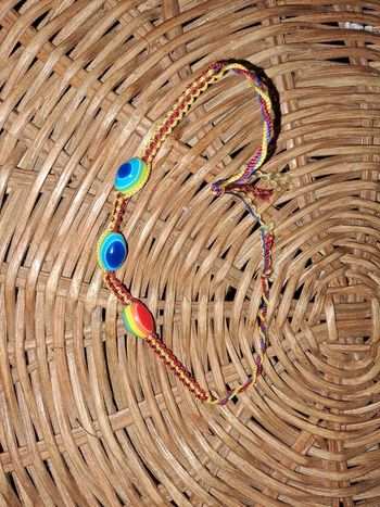 Bracelet multicolore à perles