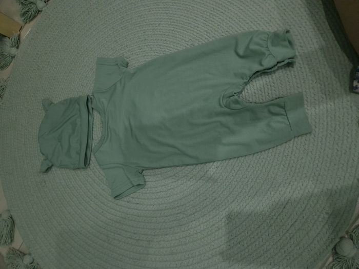 3 pyjamas - photo numéro 6