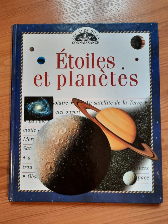 Ĺivre - Les étoiles et planètes, dès 10 ans