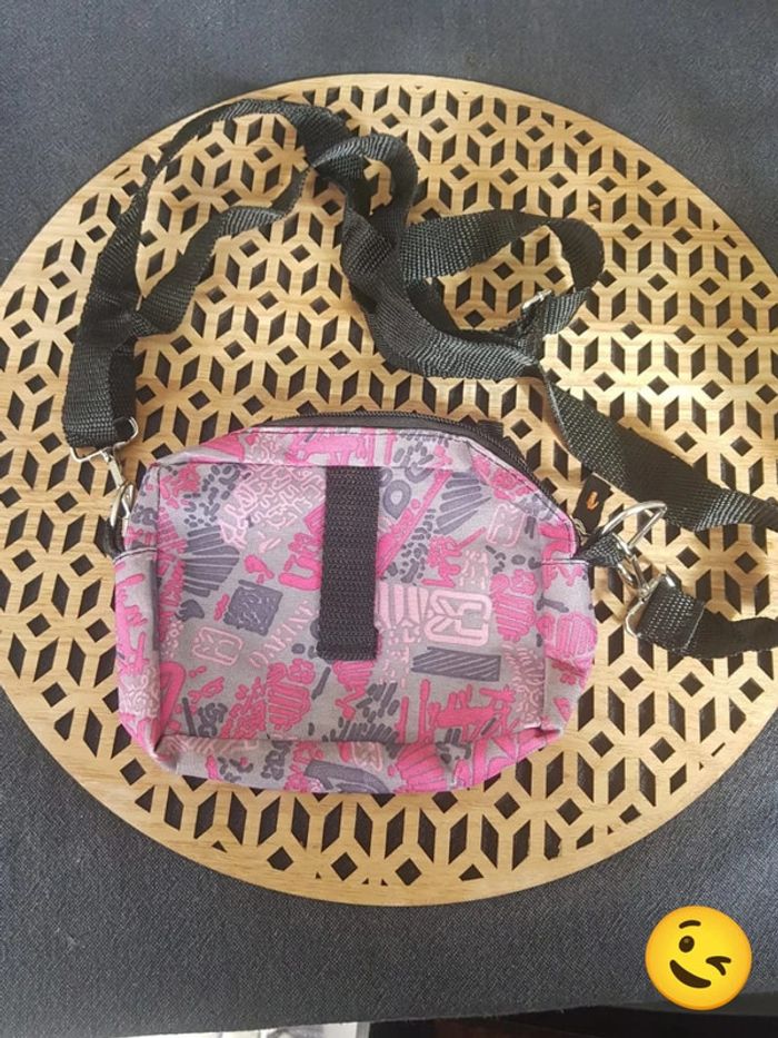 Mini Sacoche Tres Bon Etat - photo numéro 2