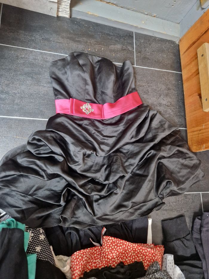 Lot vêtements femme taille s N 1 - photo numéro 2