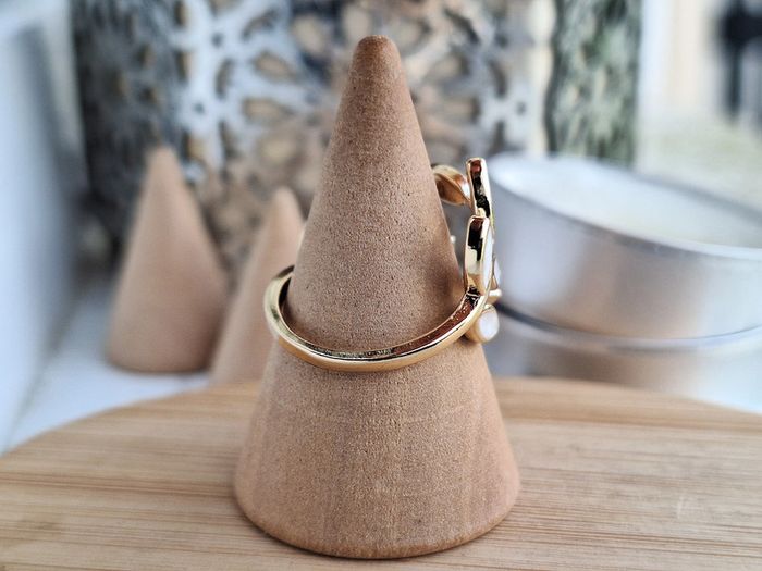 Bague Ouverte réglable en feuille Doré minimaliste, feuille en nacre blanche, feuille de Dainty - photo numéro 3