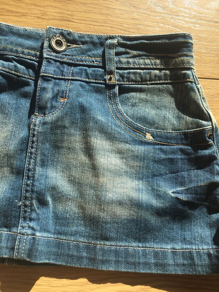 Jupe en jean taille M marque Vachon saint Tropez - photo numéro 3
