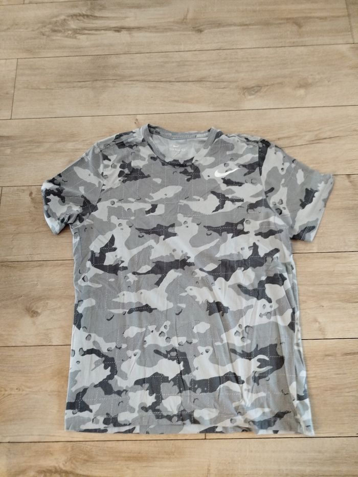 T shirt Nike
